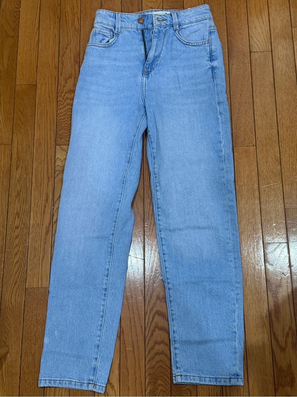 Zara Women's Light Blue Straight-Leg Jeans